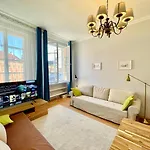 Διαμέρισμα Royal 2 Old Town Fast Wifi Netflix Hbo Appletv+ *