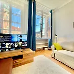 Royal 2 Old Town Fast Wifi Netflix Hbo Appletv+ *