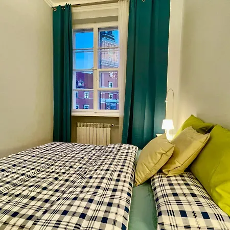 Royal 2 Old Town Fast Wifi Netflix Hbo Appletv+ Warszawa