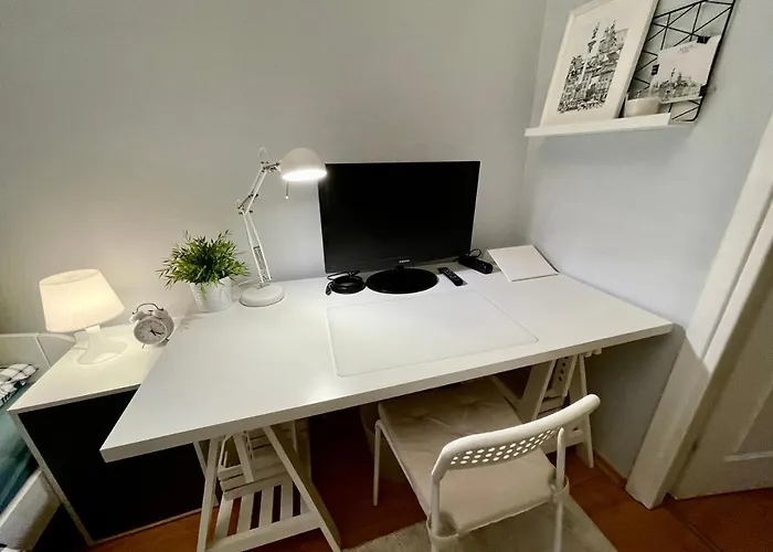 Royal 2 Old Town Fast Wifi Netflix Hbo Appletv+