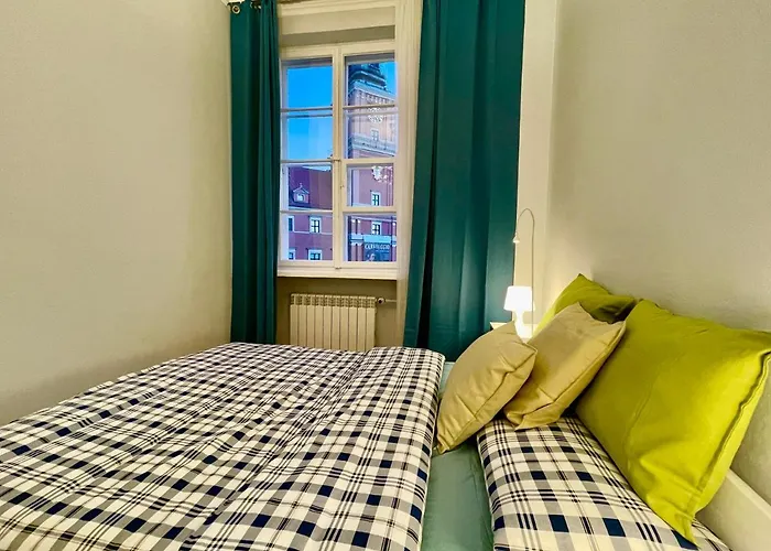 Royal 2 Old Town Fast Wifi Netflix Hbo Appletv+ Warszawa