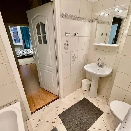 Royal 2 Old Town Fast Wifi Netflix Hbo Appletv+